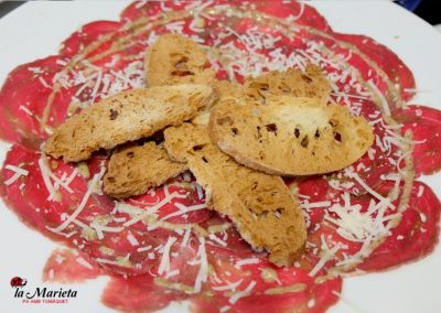 Restaurante La Marieta, Carpaccio de buey.Ambiente íntimo y familiar, aniversarios,cenas románticas, cenas y celebraciones en Mollet del Vallès, Barcelona
